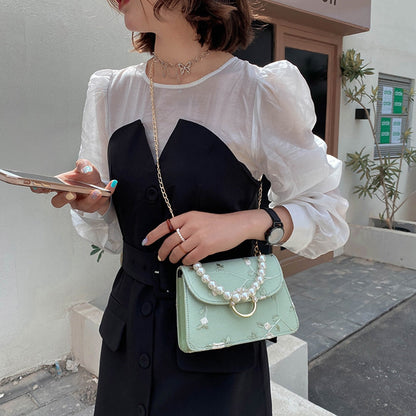 Vintage Pearl Chain Handbag