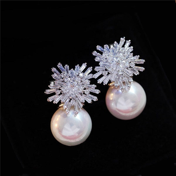 Snowflake Pearl Dangle Earrings